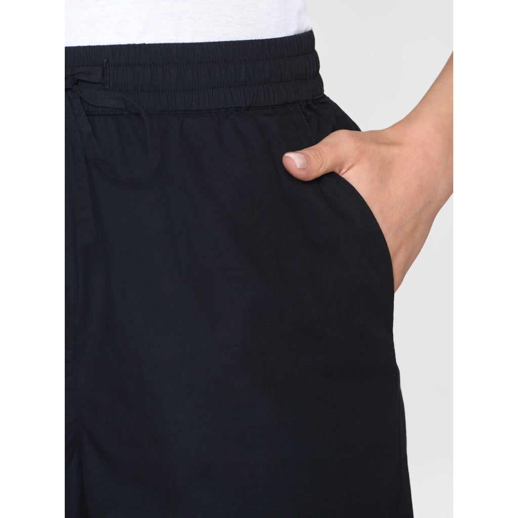 CHLOE Barrel High-Rise Poplin Elastic Waistband Pants - Black Jet