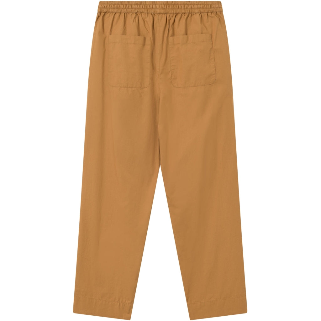 CHLOE Barrel High-Rise Poplin Elastic Waistband Pants - Brown Sugar