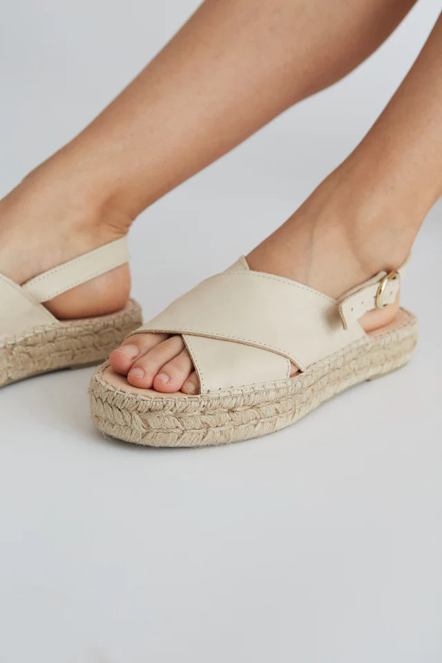 Crossed Sandal  - Ivory