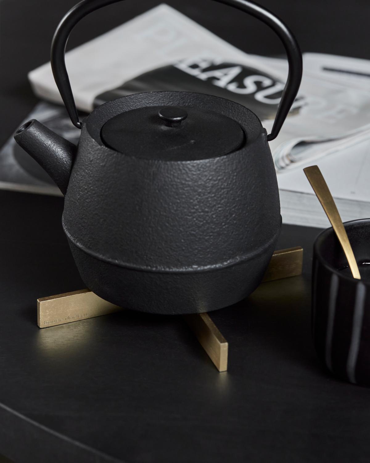 CROS Trivet - Brushed Brass