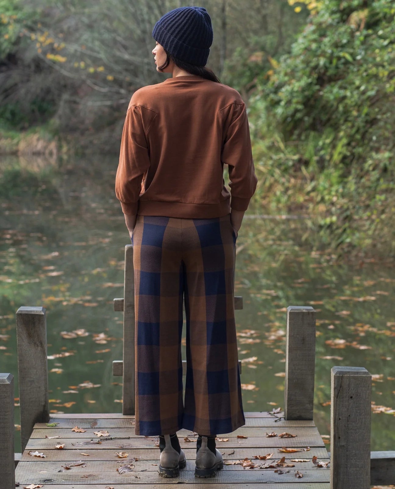 Thorne-Cay Organic Cotton Knitted Check Trouser - Walnut & Night Sky Check