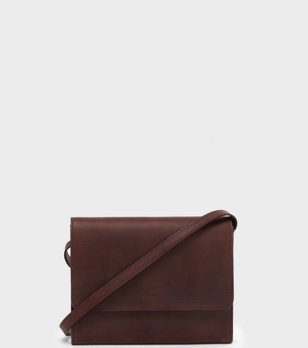 CB01 CROSSBODY BAG - DARK BROWN
