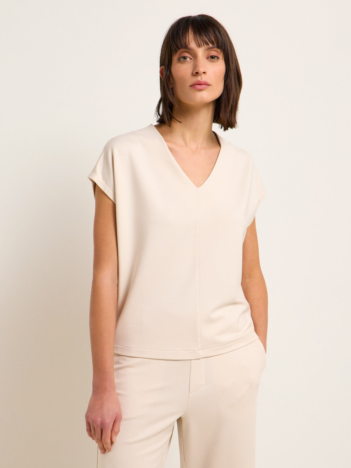 V-NECK SHIRT made of TENCEL™ Lyocell - Light Chalk