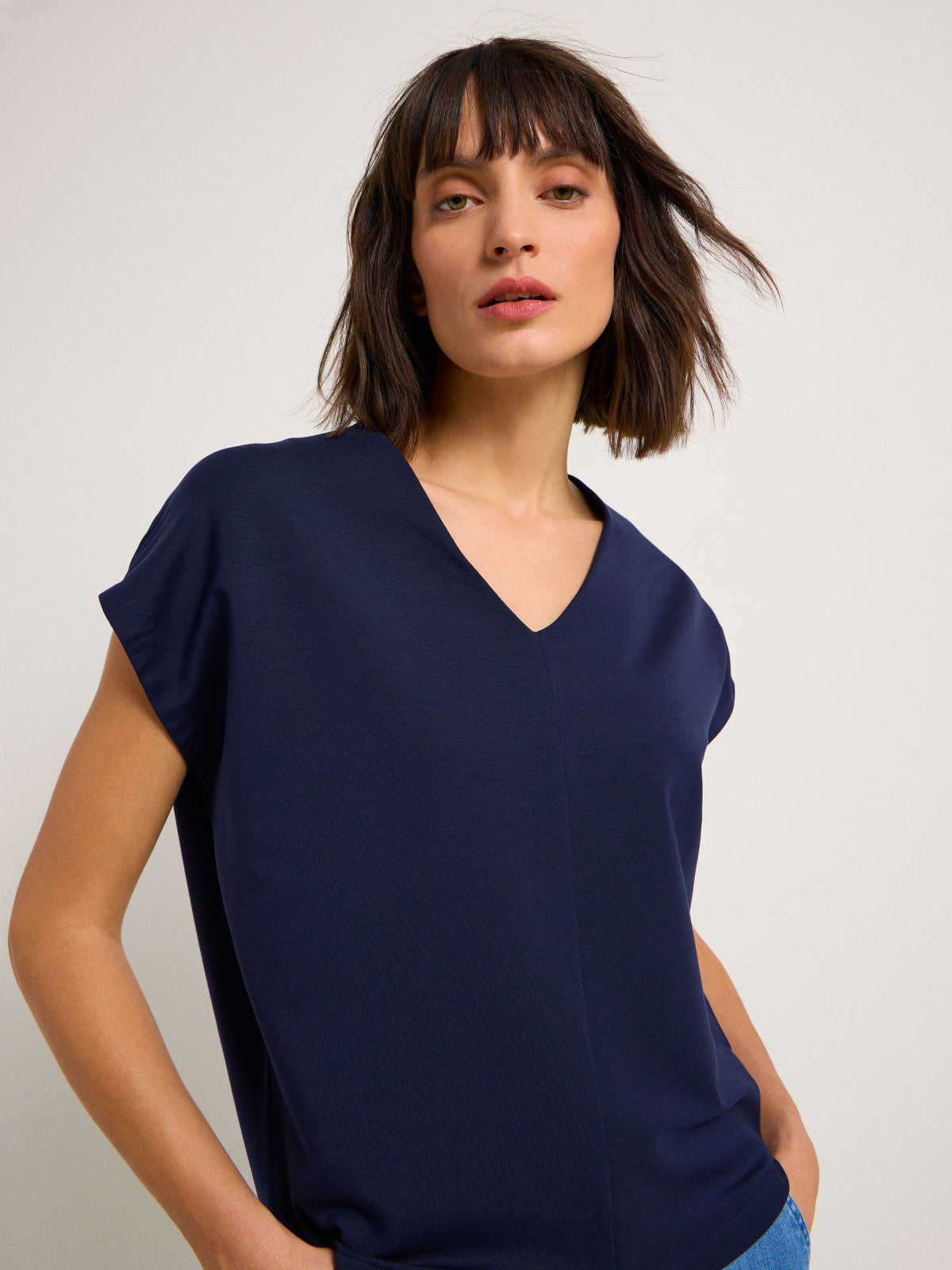 V-NECK SHIRT made of TENCEL™ Lyocell - Night Blue