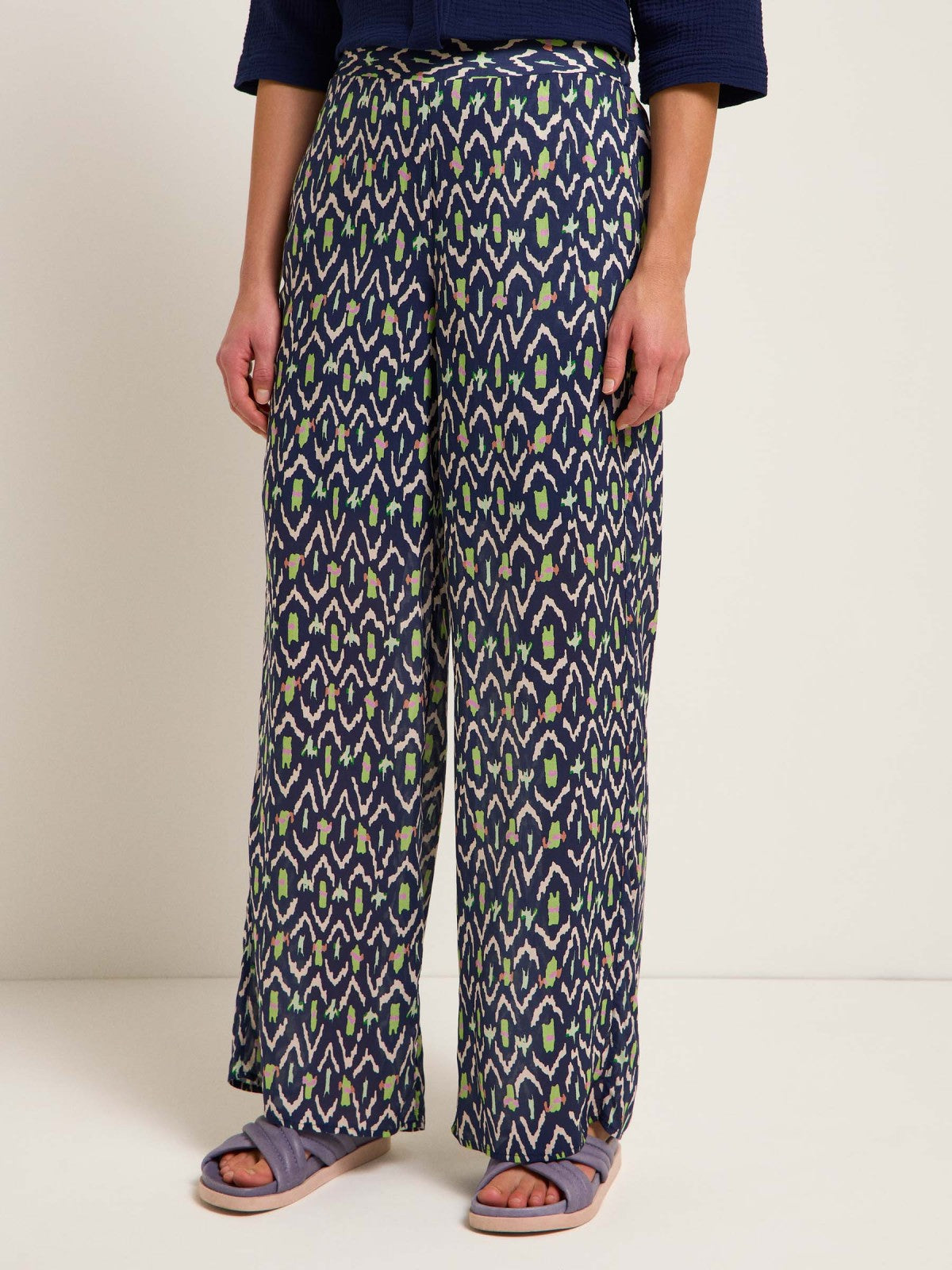 PALAZZO PANTS PRINT IKAT made of TENCEL™ Modal & Silk - Night Blue