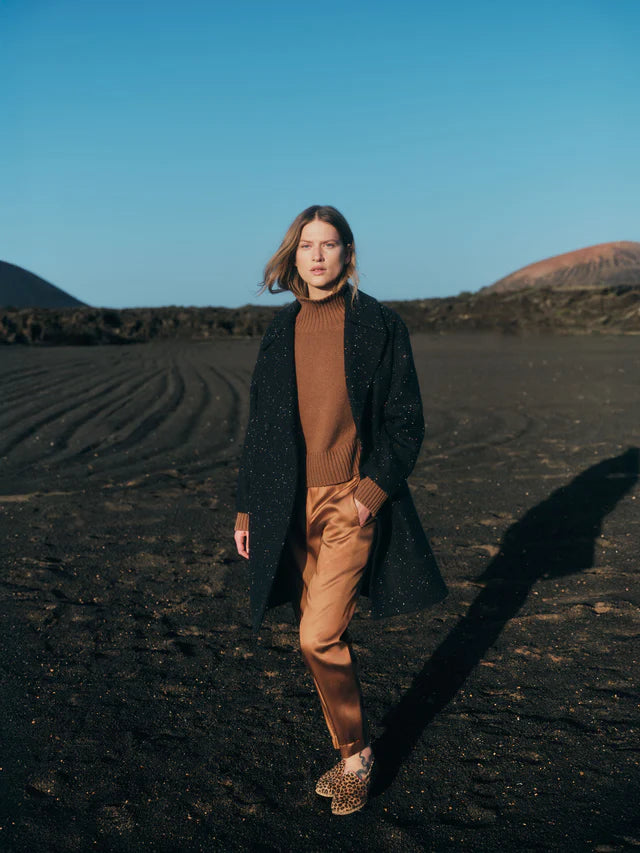 COAT made of virgin wool - Black