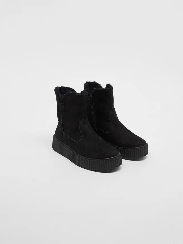 FUR BOOT - Black