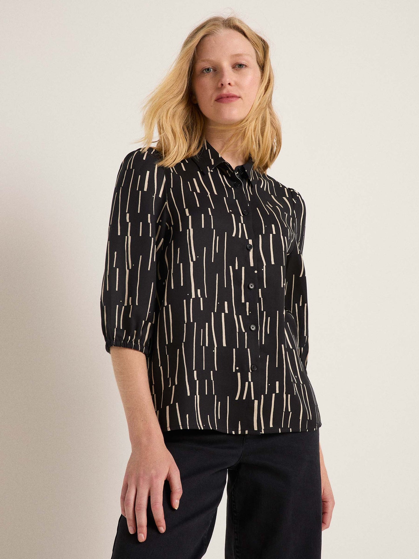 3/4 Sleeve Blouse - Print Irregular Black