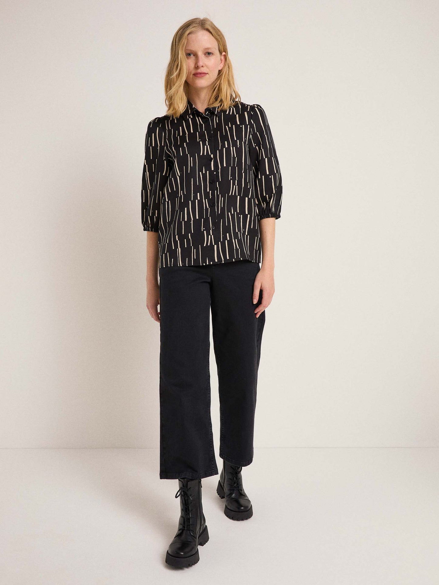3/4 Sleeve Blouse - Print Irregular Black