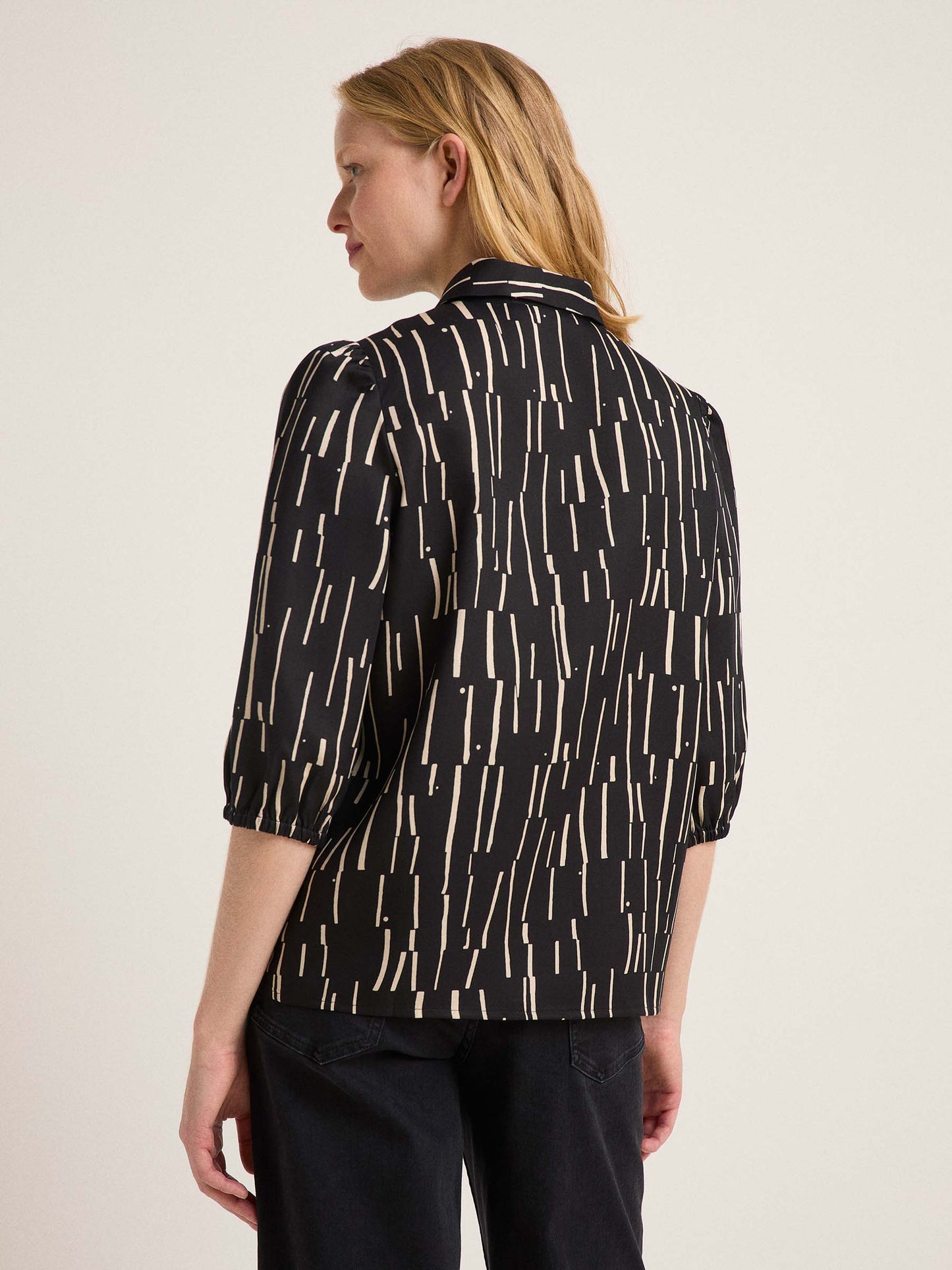 3/4 Sleeve Blouse - Print Irregular Black