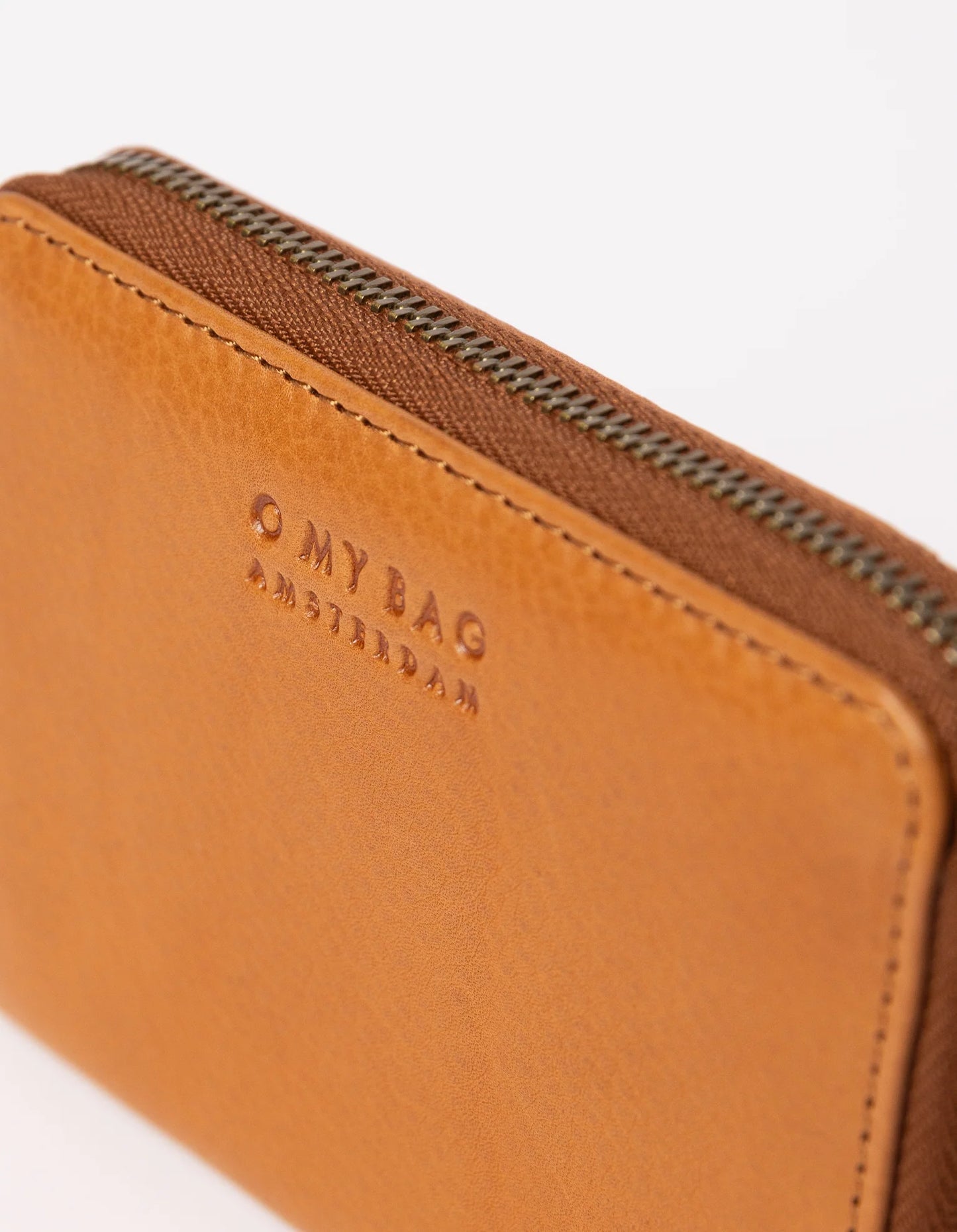 Robbie Wallet - Wild Oak