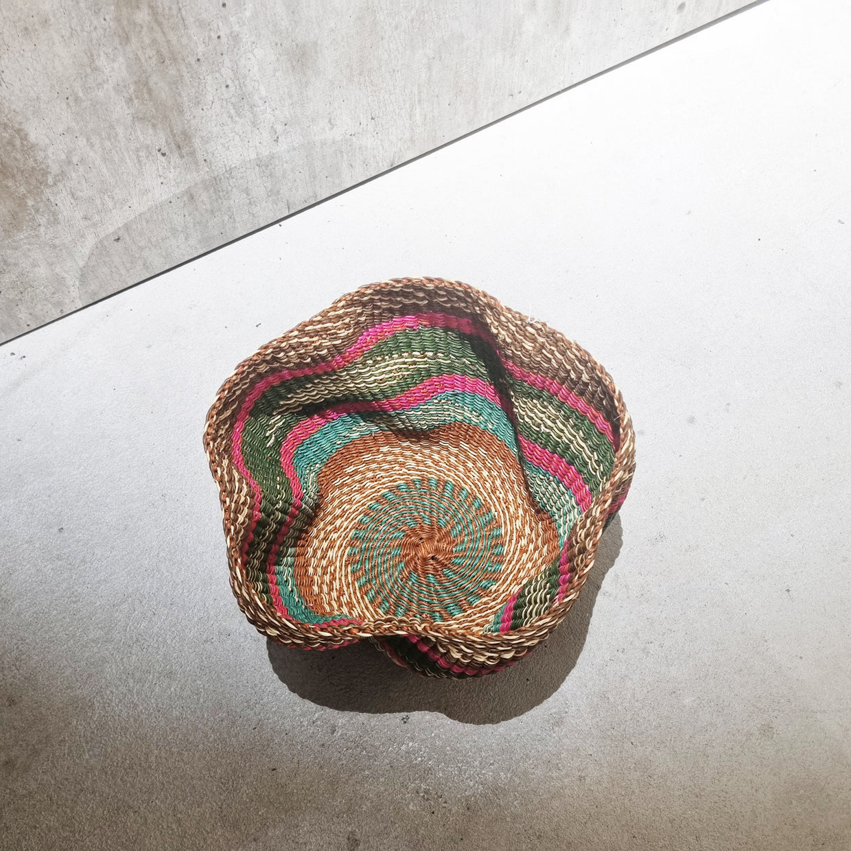 TINY PAKURIGO WAVES BASKET - N°8