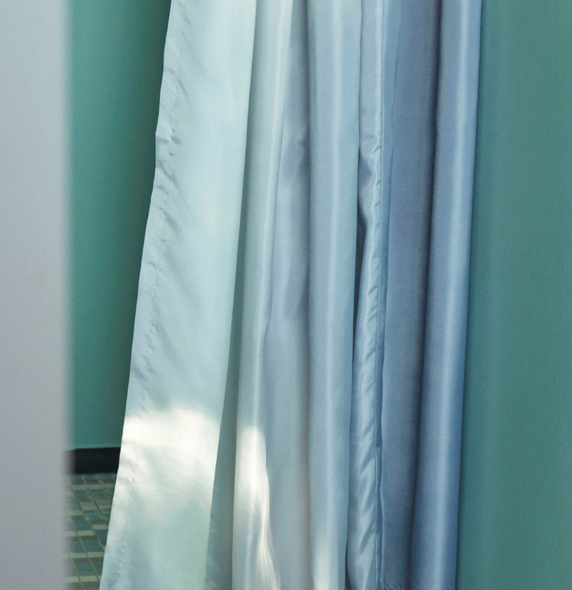 AQUARELLE - SHOWER CURTAIN - ICE BLUE