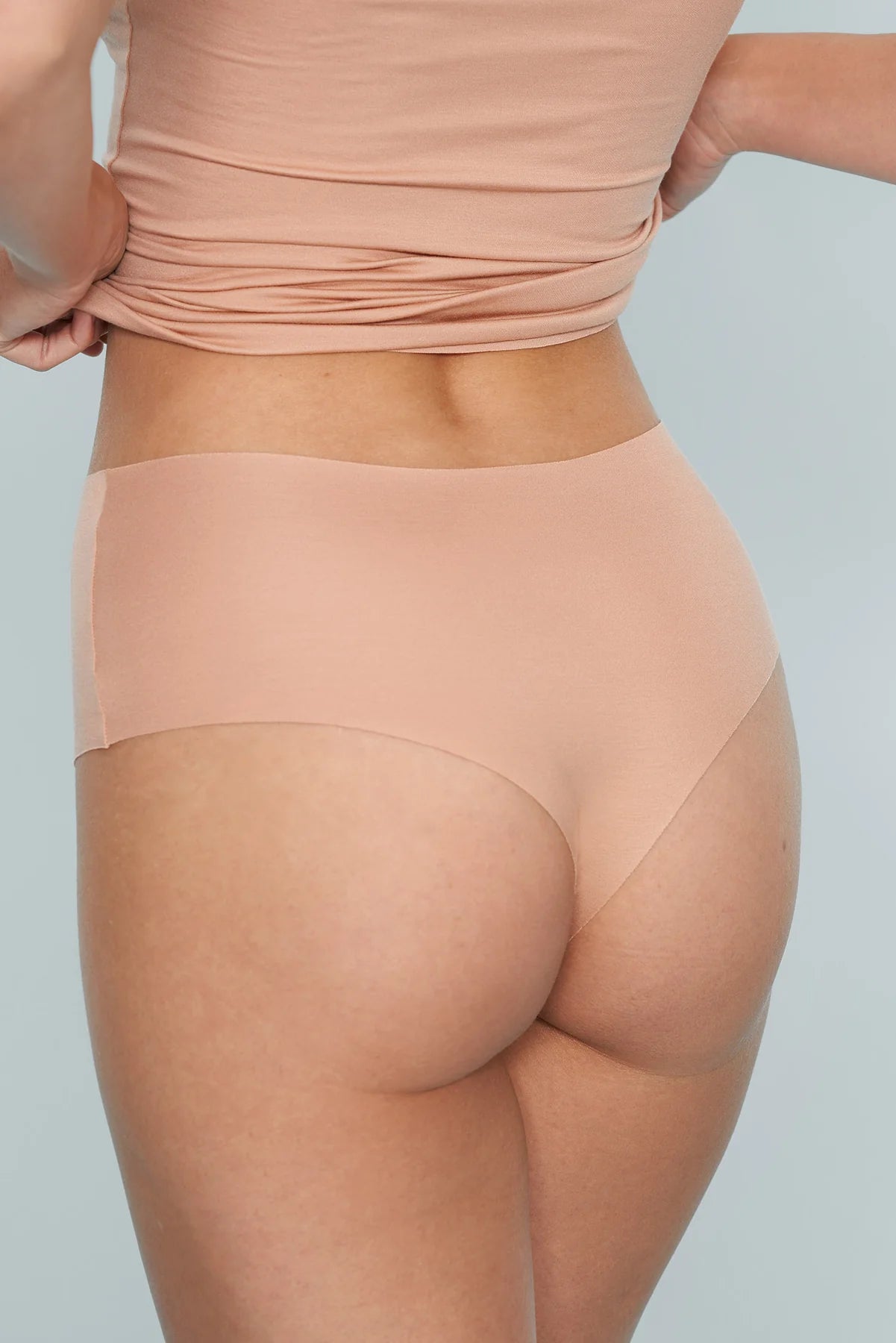 SEAMLESS PANTY - POUDRE
