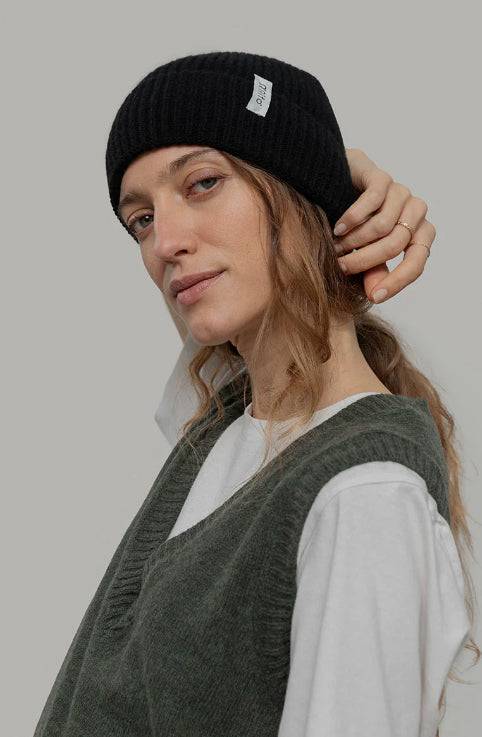 MARCELLO - Recycled Cashmere Hat - Black Slate