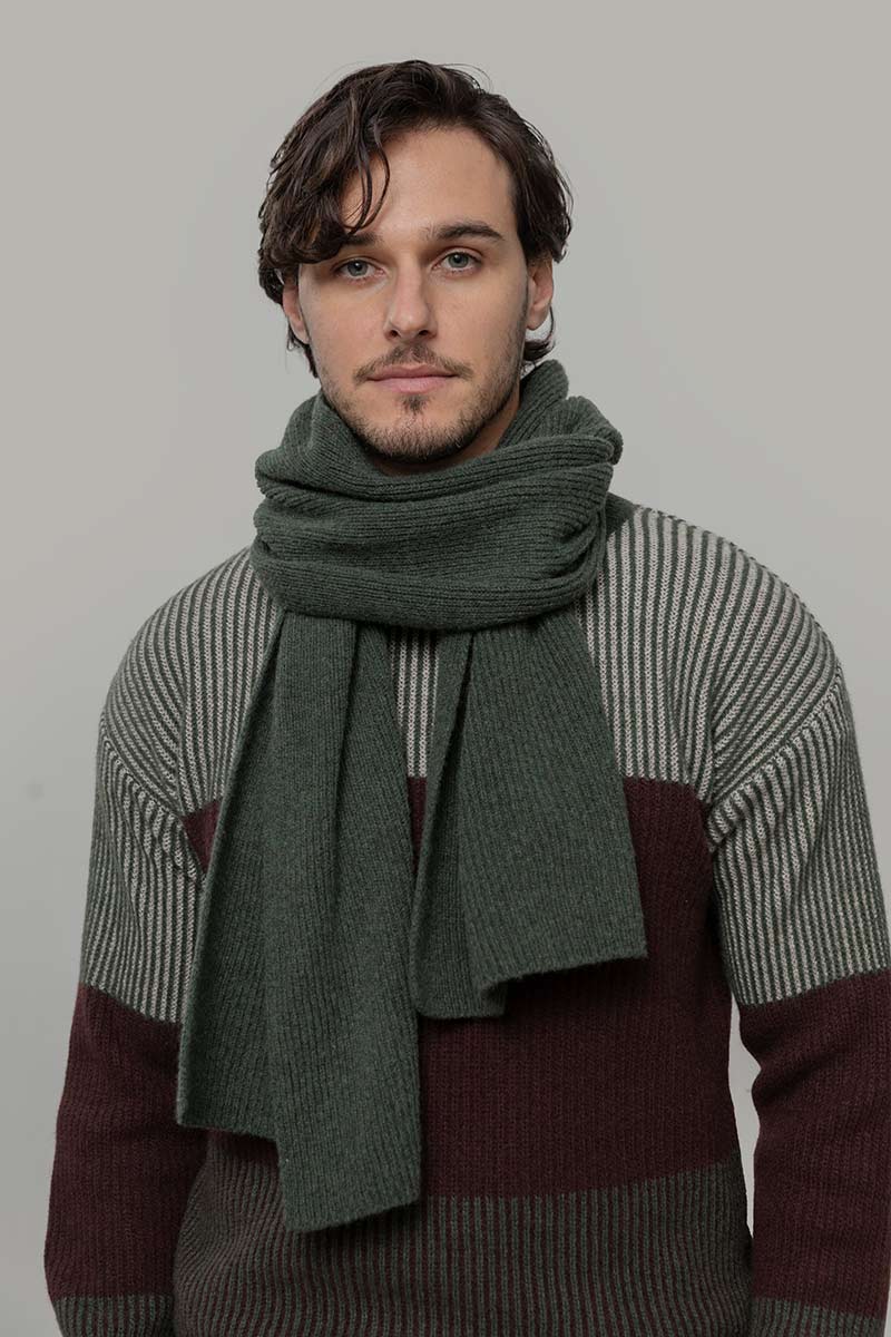 FEDERICO - Recycled Cashmere Scarf - Forest Green