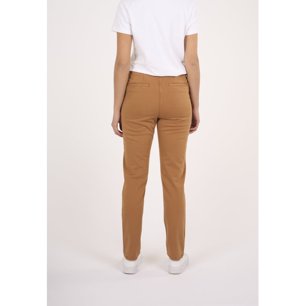 ALMA Slim Twill Chino - GOTS/Vegan - Brown Sugar