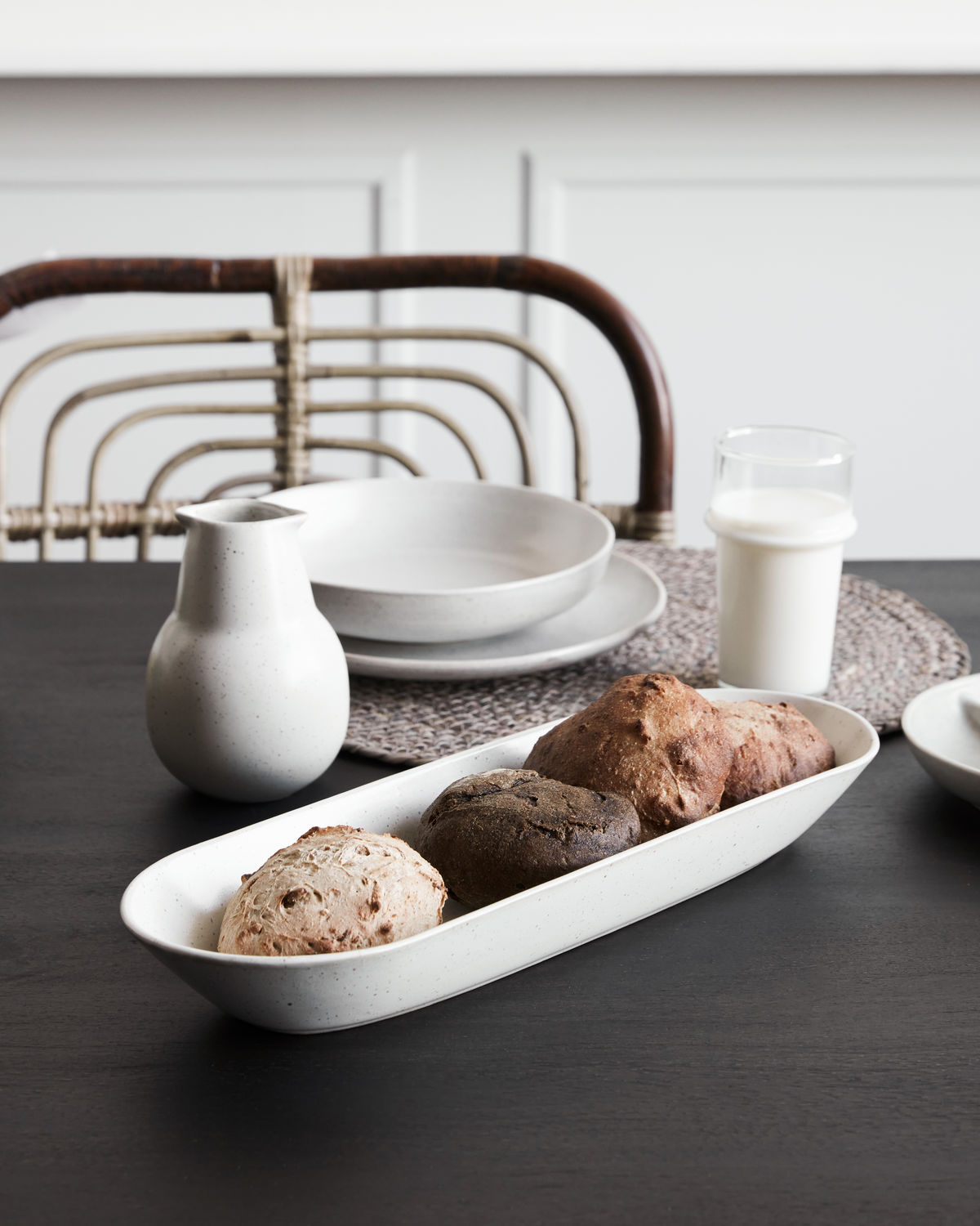 Pion Serving Dish - Grey/White