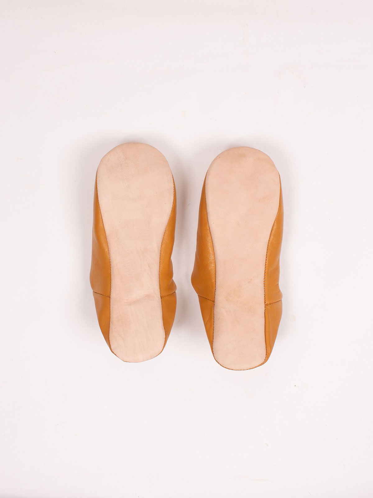 MOROCCAN MENS BABOUCHE SLIPPERS - OCHRE