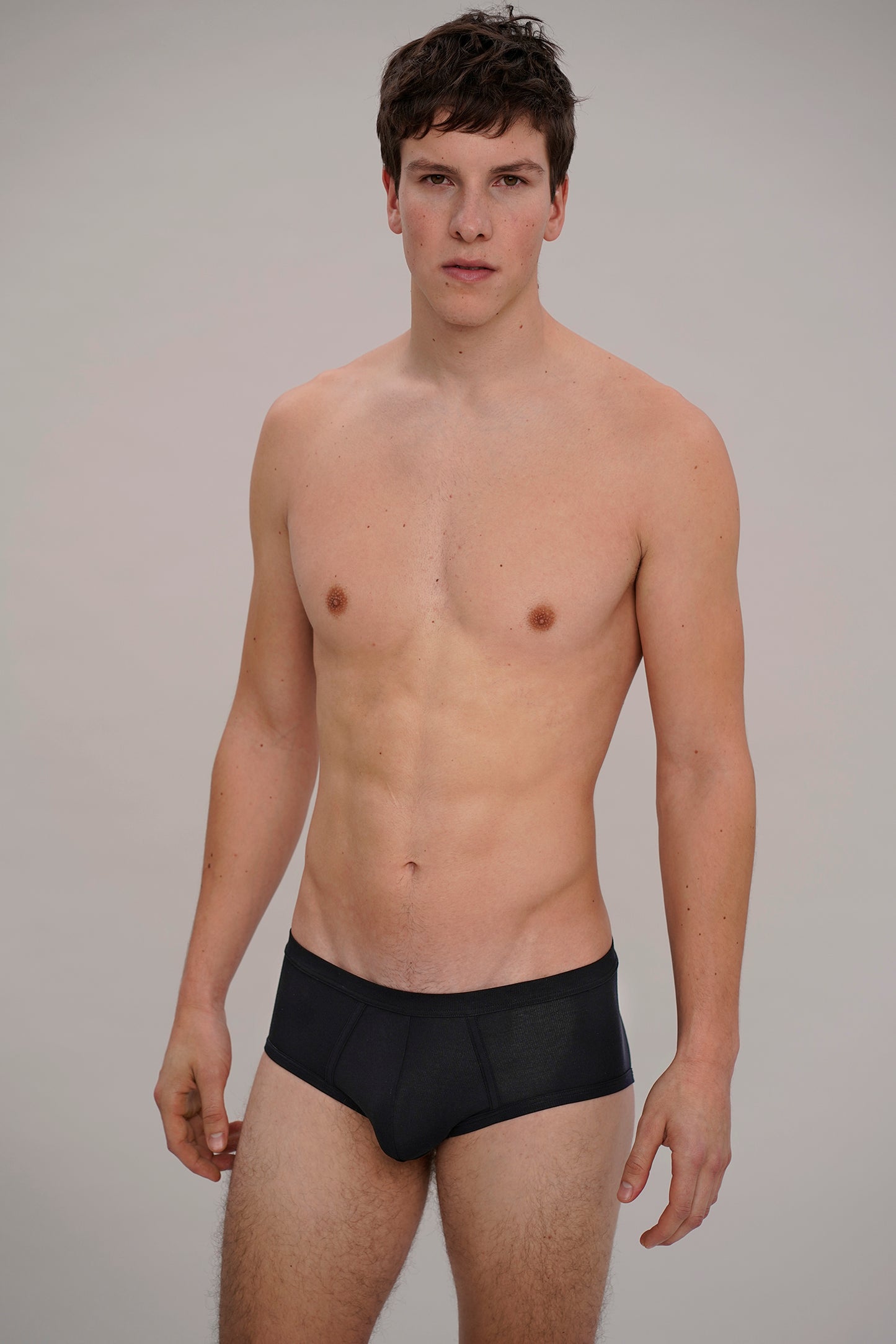BRIEF - BLACK
