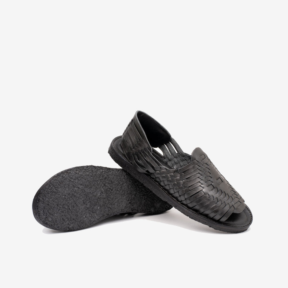 Itzel All Black - Crepe Sole