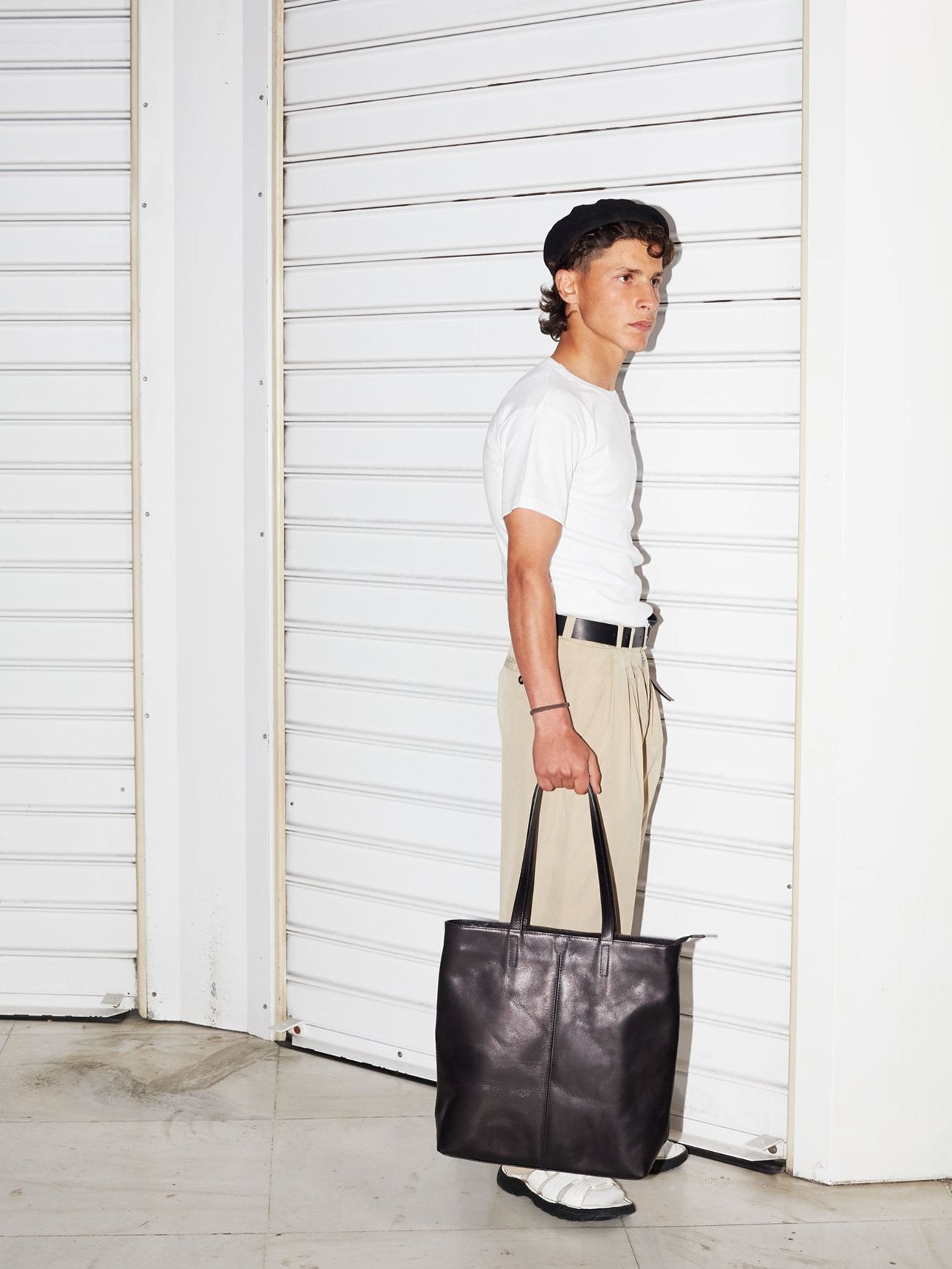 TB02 ZIP TOTE BAG - BLACK