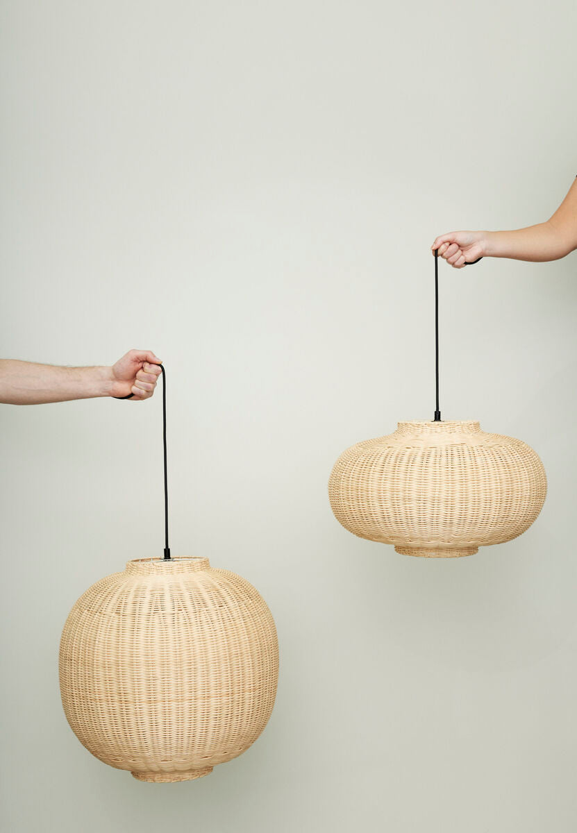 Chand Pendant Ellipse - Natural