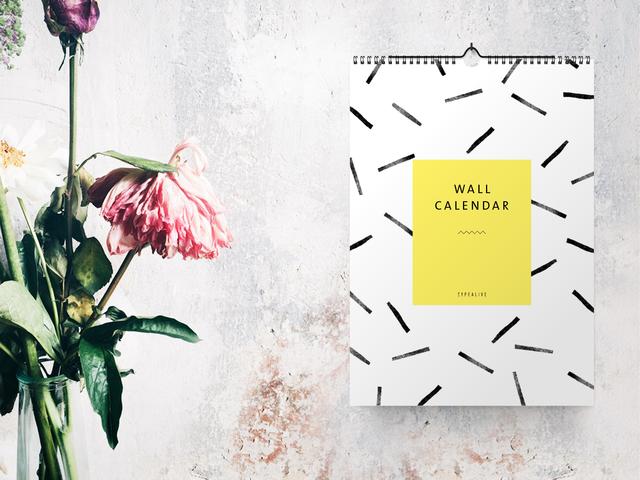 Wall Calendar / Black & White