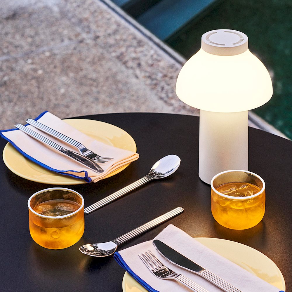 OUTDOOR LAMPS