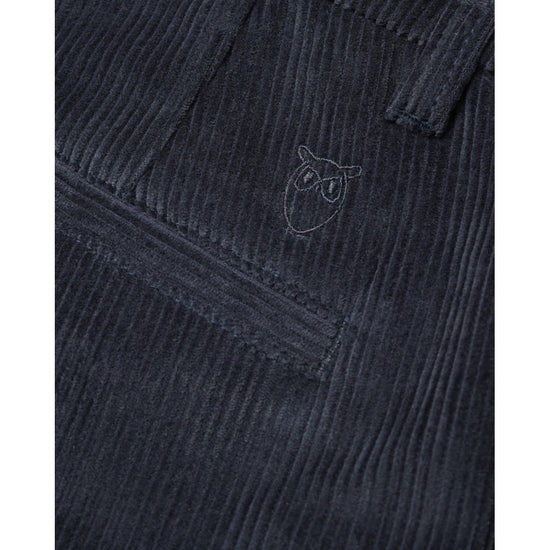 CHUCK Regular 8-Wales Corduroy Chino Pants - Total Eclipse