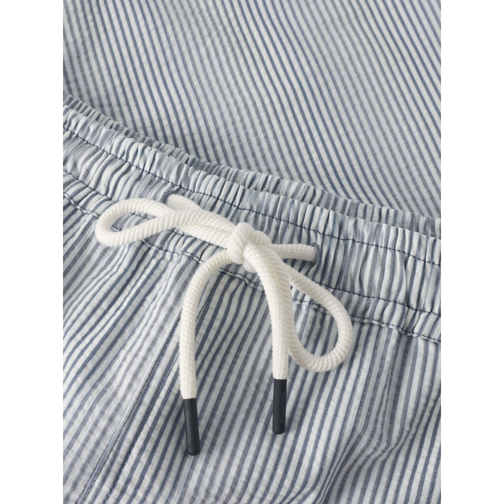 Mid-thigh Seersucker Swimshorts - Blue Stripe