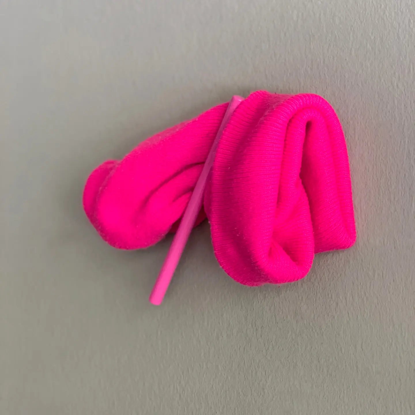 Line Hook - Neon Pink