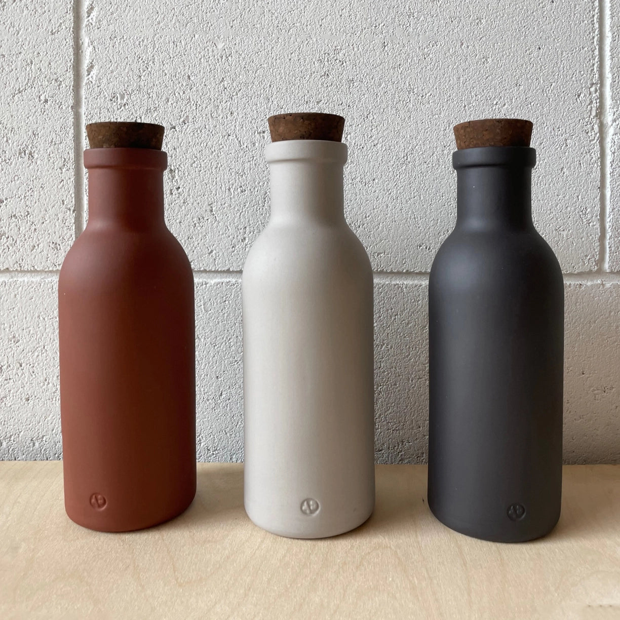 Colombo Water / Milk / Juice Porcelain Bottle with Natural Cork - Grey