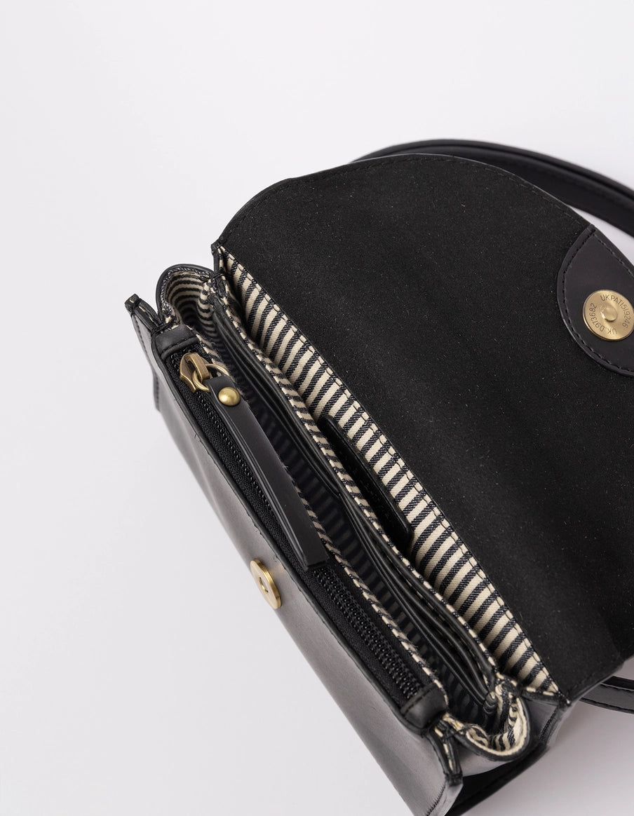 Sanne Belt Bag - Black Vegan Uppeal™