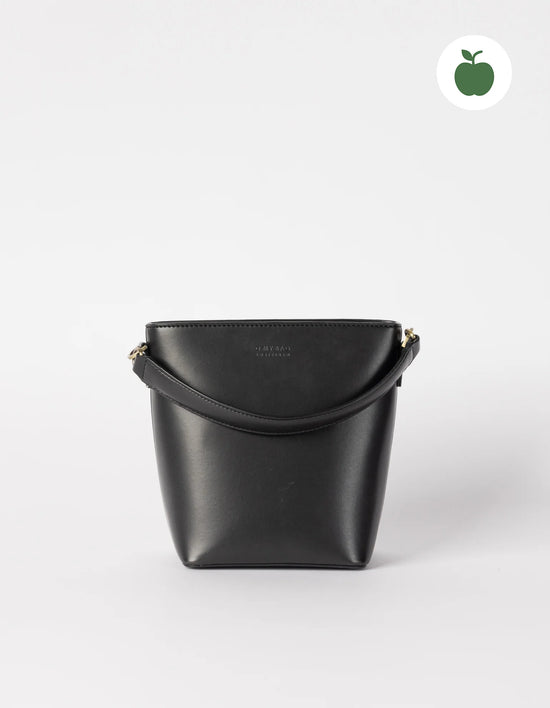 Bobbi Bucket Bag Midi - Black - Vegan Uppeal™