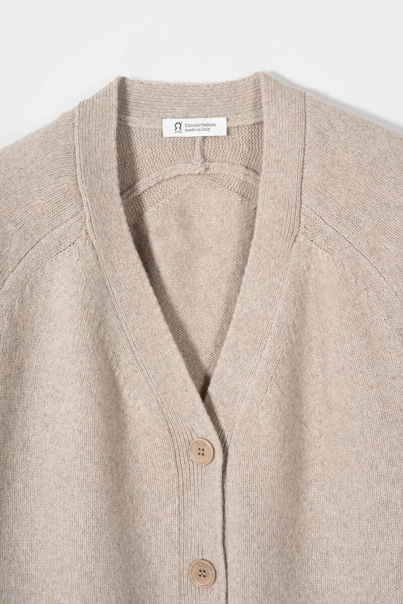 TOSCA - Women's Button Up Recycled Cashmere Cardigan - Beige Sabbia