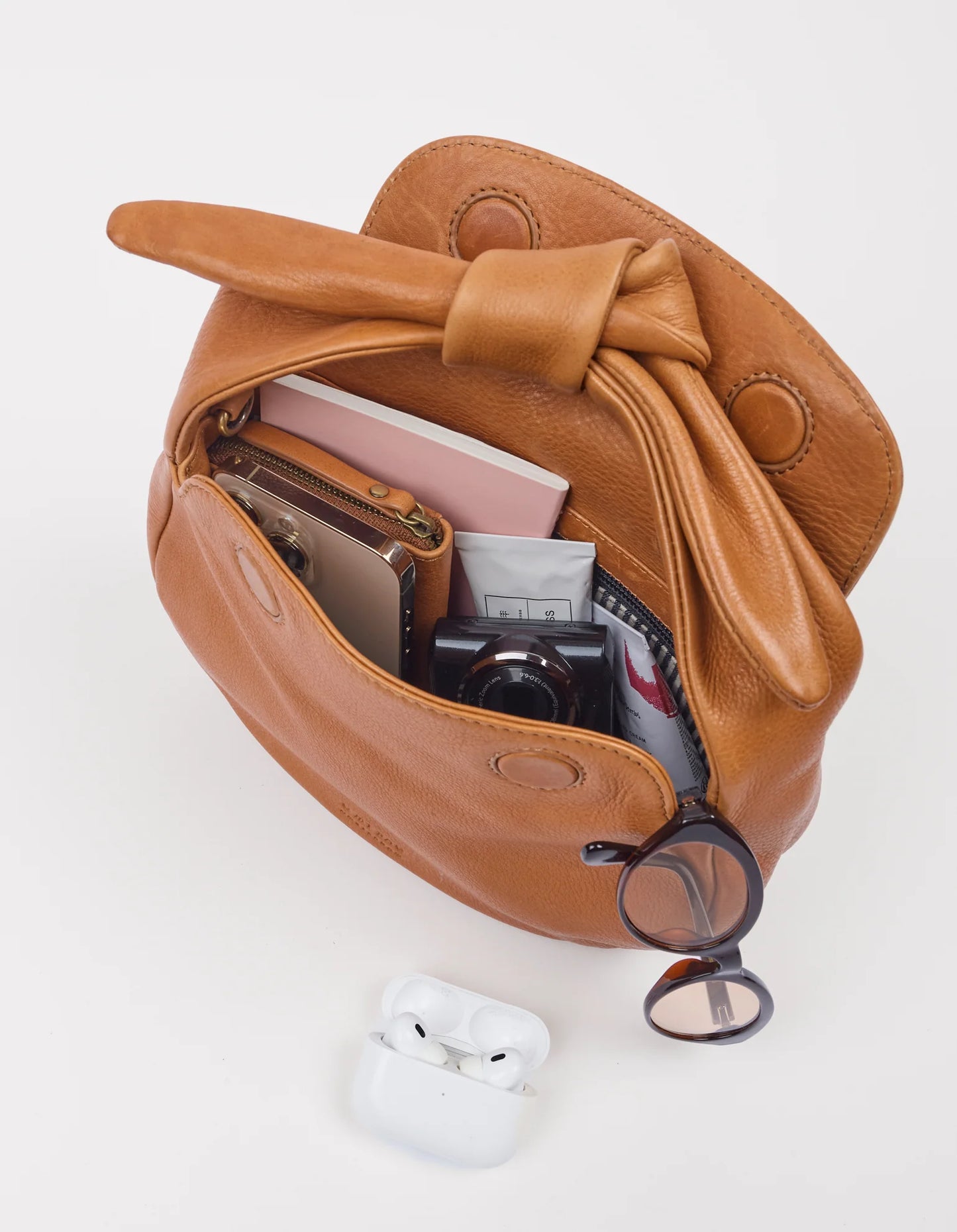 Coco Croissant - Wild Oak Soft Grain Leather