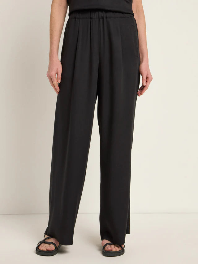 Wide-leg pants made from Tencel™ Lyocell - Black