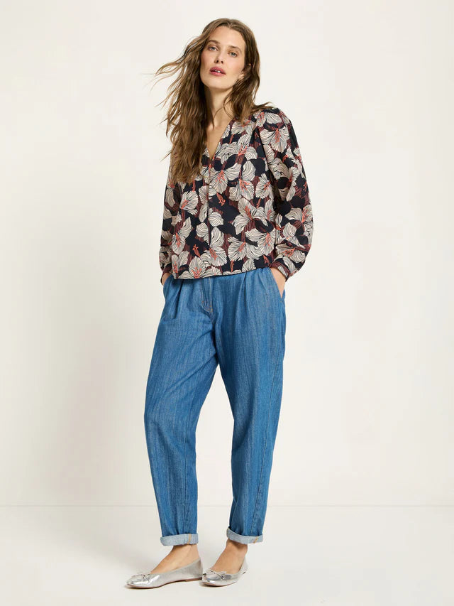 Blouse with ruffles GOTS - Print Bloom Onyx