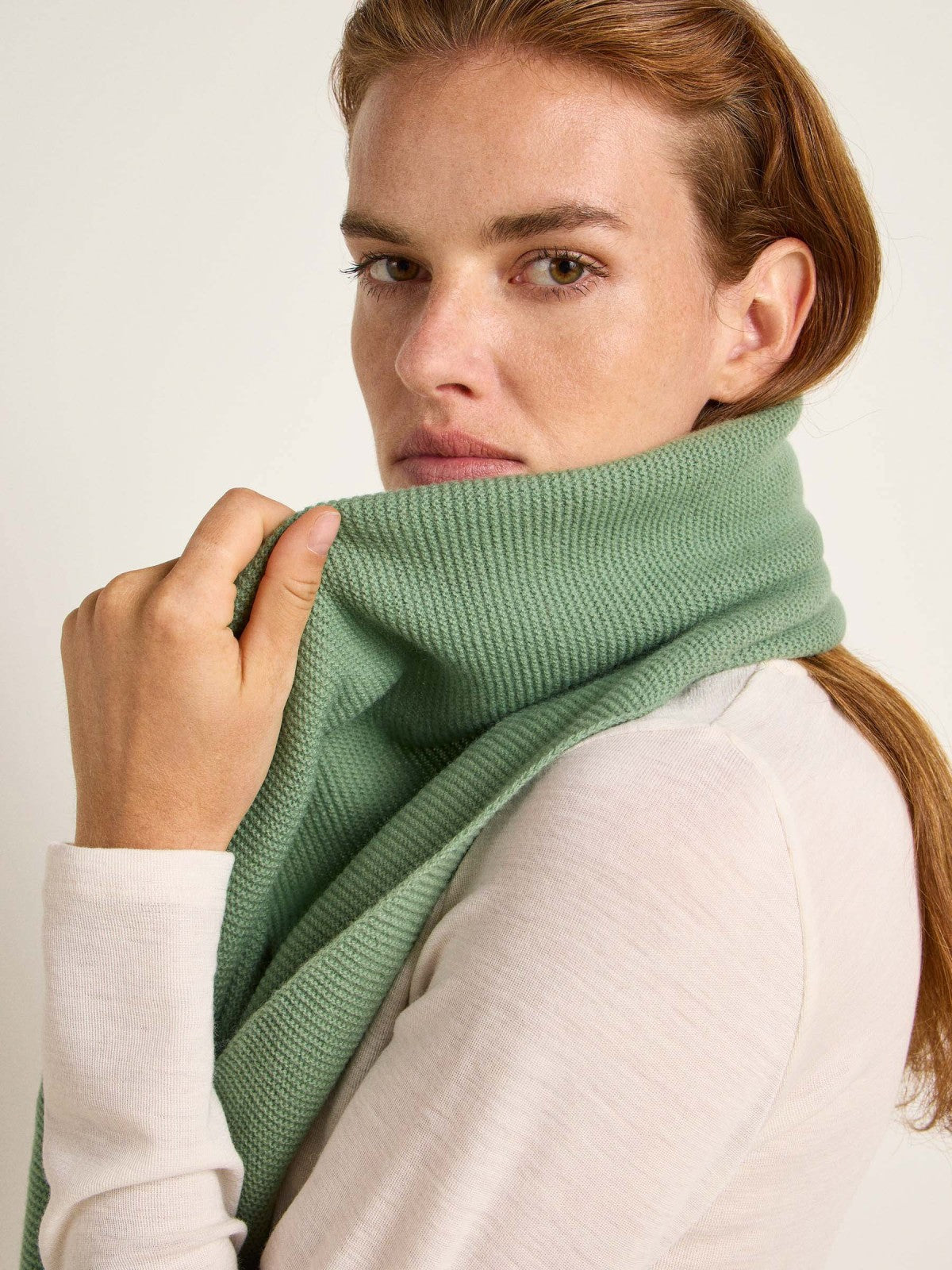 KNITTED SCARF made of organic virgin wool - Sage