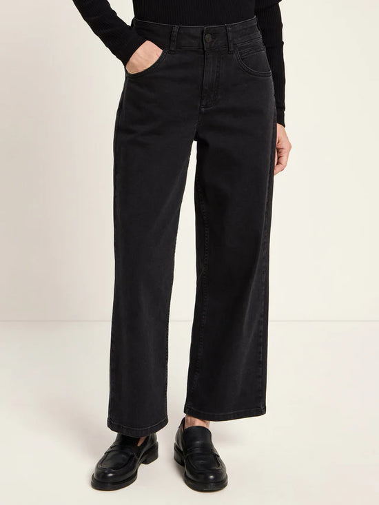 CROPPED JEANS (OCS) - Black
