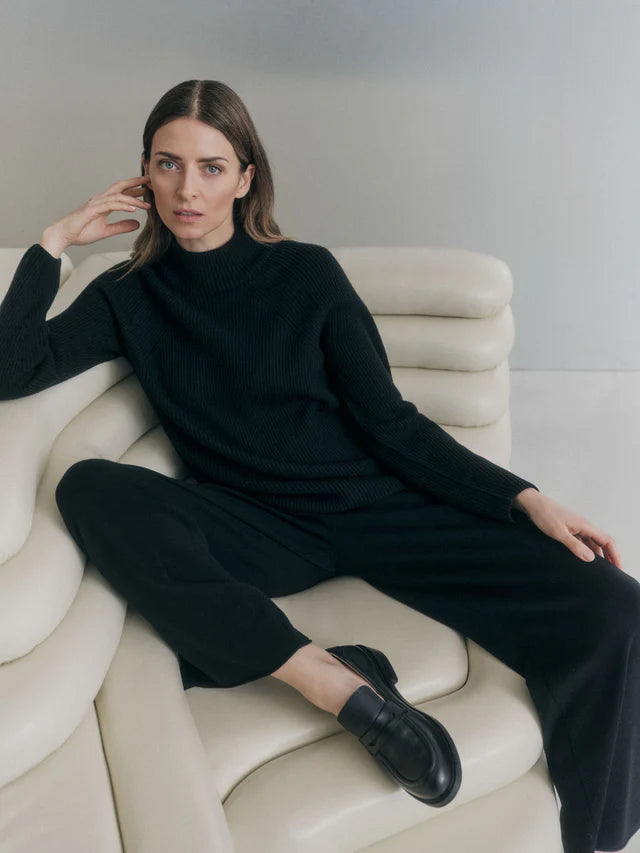 RIBBED SWEATER (GOTS) - Black