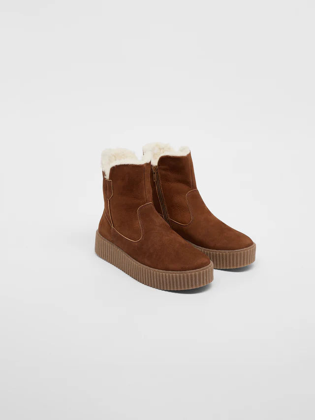 FUR BOOT - Cinnamon