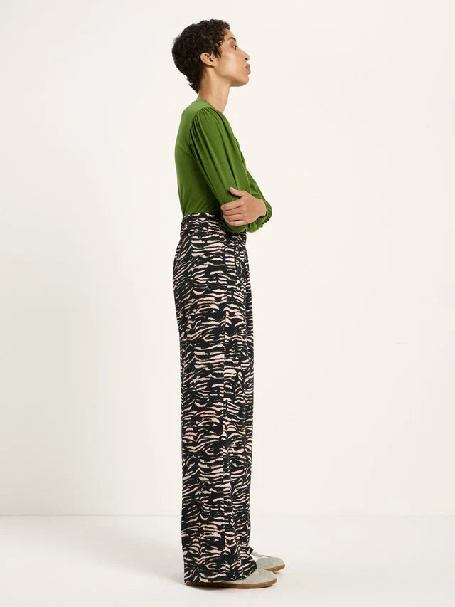 Wide-leg trousers made from TENCEL™ - print animal stripes rose
