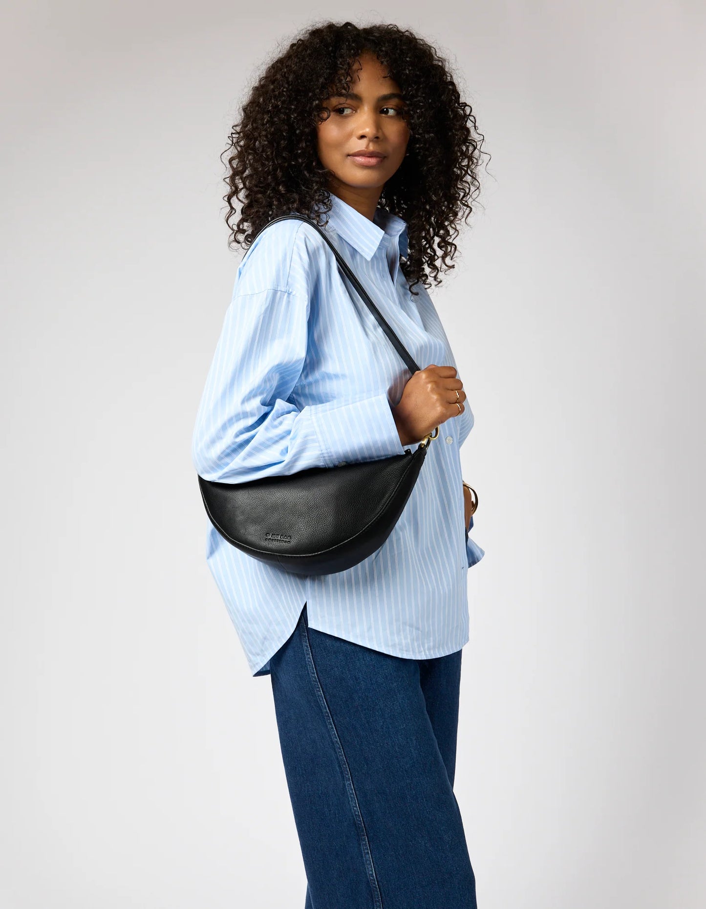 Leo Midi - Black Soft Grain Leather