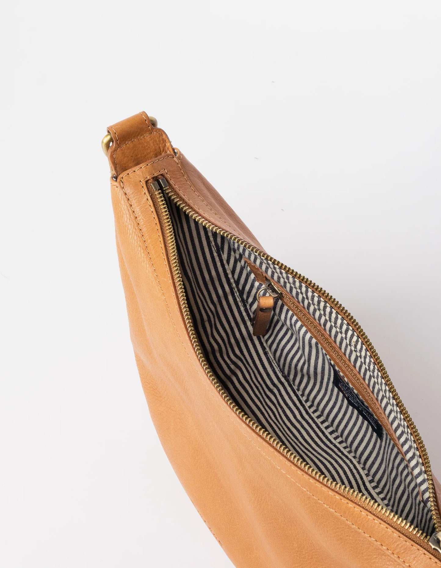 Leo Midi - Wild Oak Soft Grain Leather