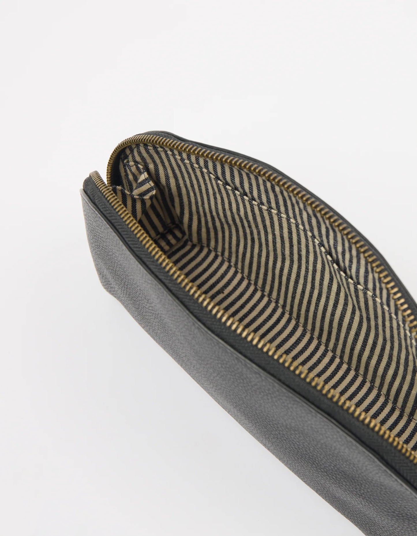Make up Case - Medium - Black - Soft Grain Leather