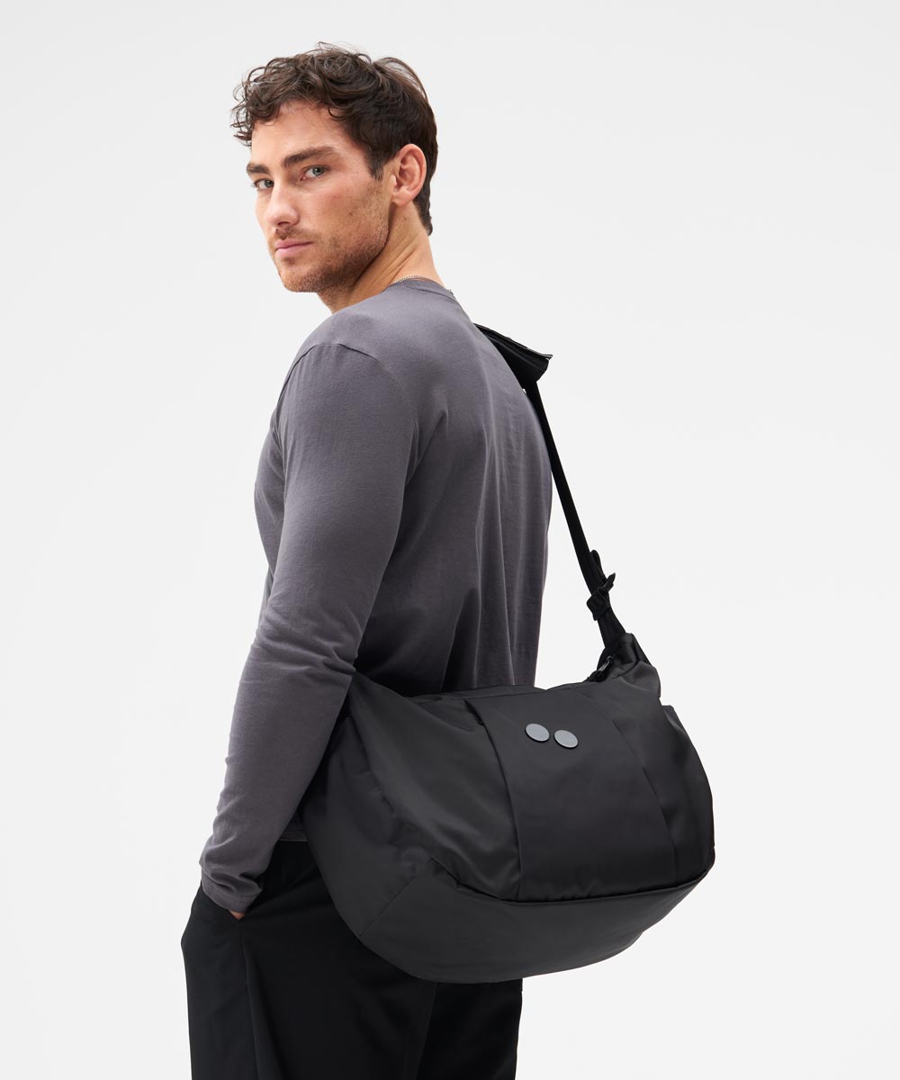 KRUMM LARGE - PURE BLACK