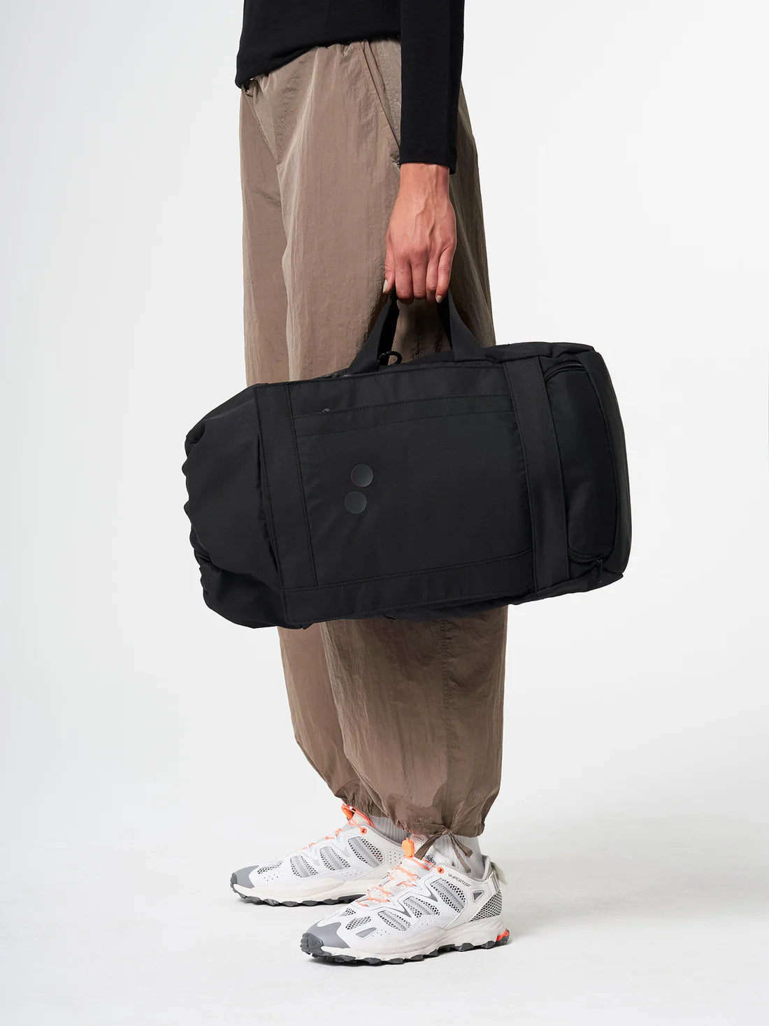 BLOK MEDIUM - ROOTED BLACK