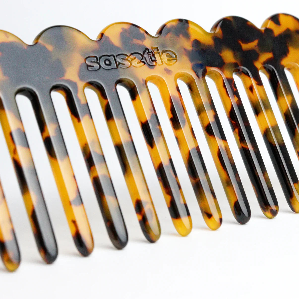 The Curved Comb - Dark Cheetah